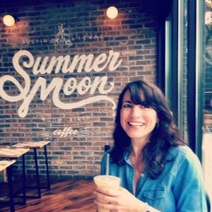 Meet your Posher, Brooke